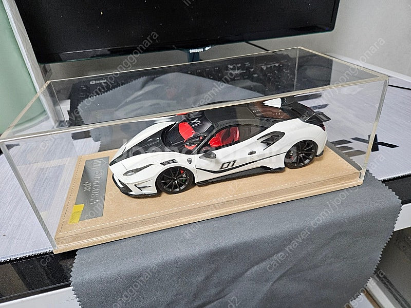 1:18 JUC 페라리 시라쿠사 레진모델 판매합니다.--5