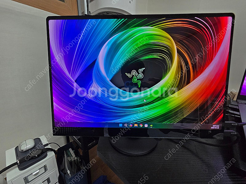 에비크 16인치 3k 120hz oled 모니터 + 스...--1