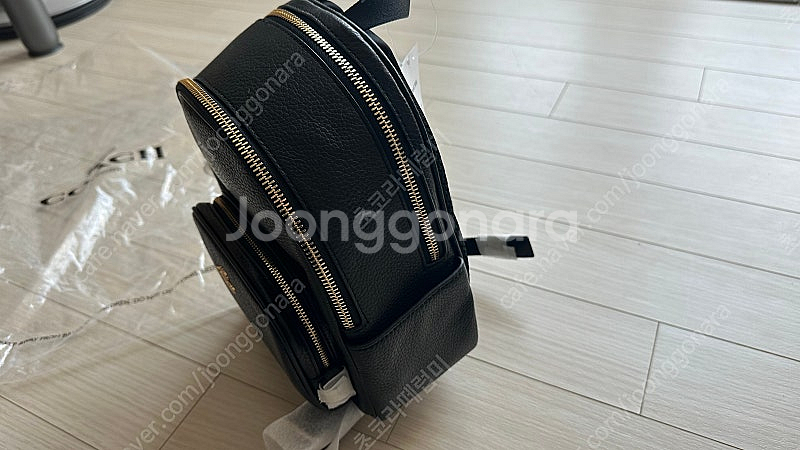 코치 미니백팩 새상품--1