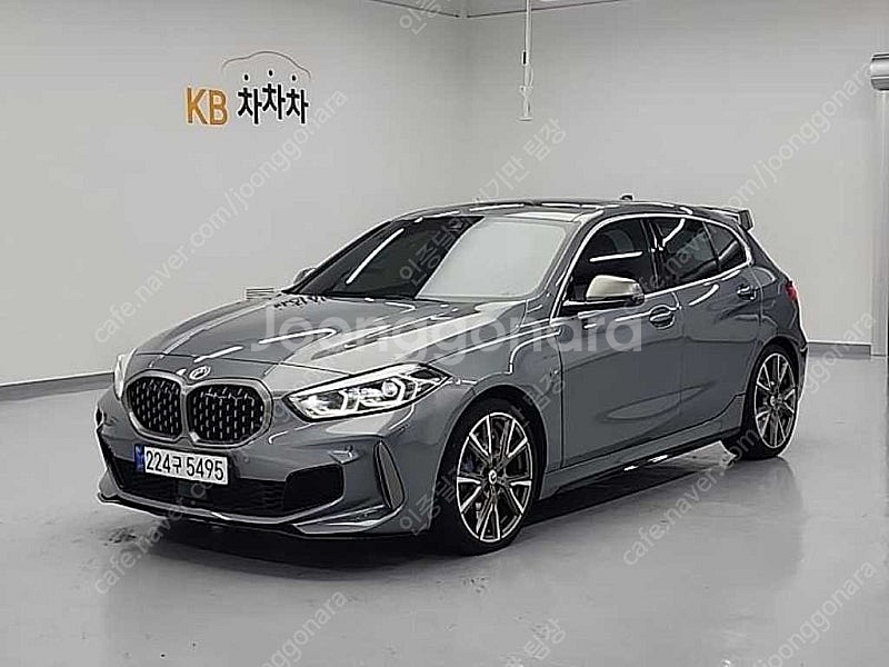 회색 BMW 1시리즈 중고 M135i xDrive 수입...--0