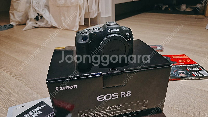 EOS R8 바디팝니다 25년 4월 구매.--0