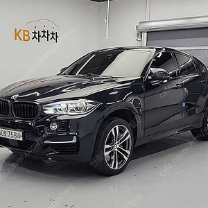 BMW X6 중고 BMW X6 중고차 할부가능 2018년식 43,134km M50 D 개인사업자 차량구매