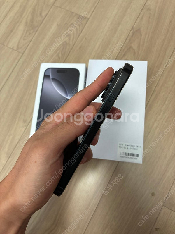 아이폰16프로 256 자급제 블랙 S급 판매--5