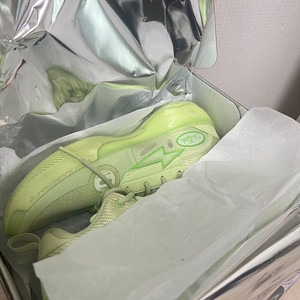 {리닝 WAY OF WADE 10 로우 아보카도 컬러}