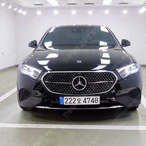 벤츠 E클래스 중고 벤츠 중고 승용차 2024년식 4,672km E200 아방가르드 중고차시장