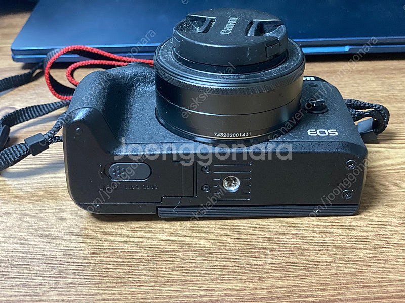 캐논 m6 mark2 + 22mm 단렌즈 판매해요--2