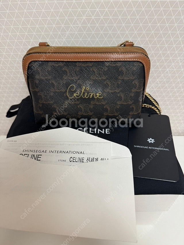 셀린느 자수 체인 클러치--0