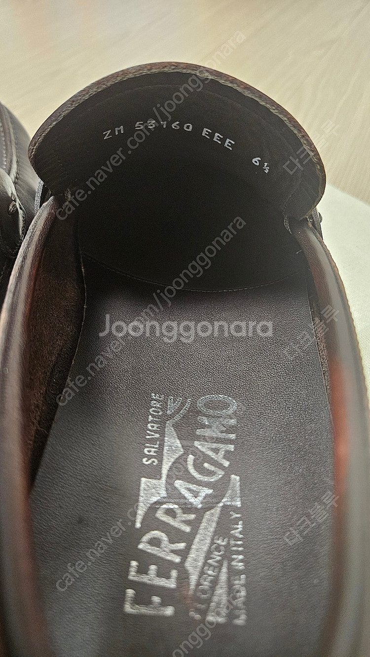 페라가모 간치니 프론트 로퍼 브라운(255~260)--6