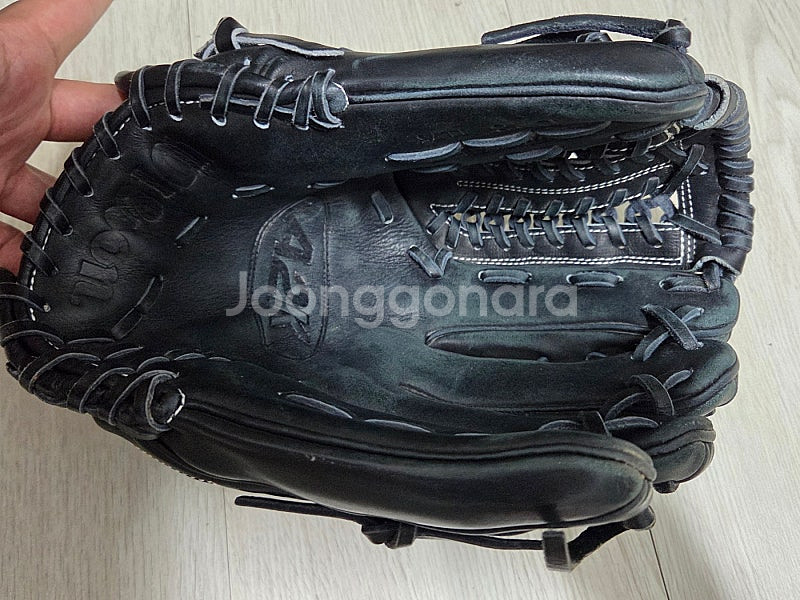 윌슨 a2k d33 11.75인치 올라운더 글러브 팝니...--5