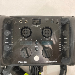 프로포토 8a + 2head (profoto) 파워팩 팝니다.