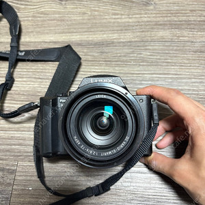 파나소닉 루믹스 DMC-FZ10 카메라 팝니다. 망원렌즈 포함