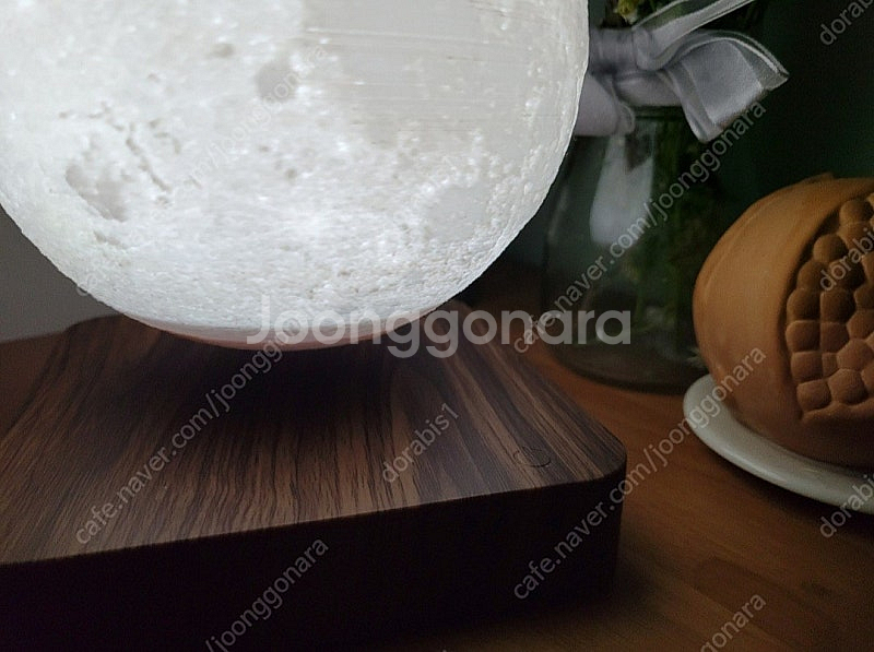 공중 부양 자기 부상 무드등 저렴히 판매합니다--0