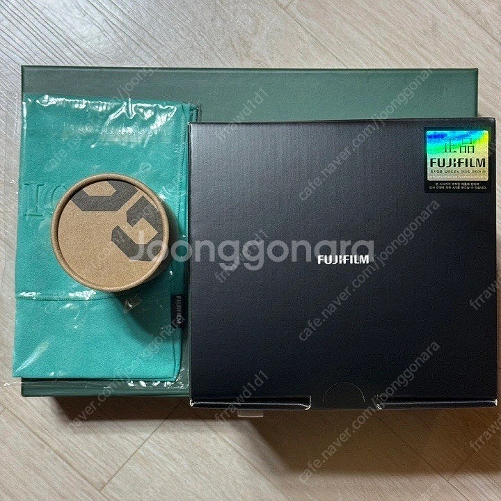 후지필름 x100vi 실버 판매합니다--0