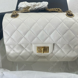 샤넬 2.55 빈미니 화이트