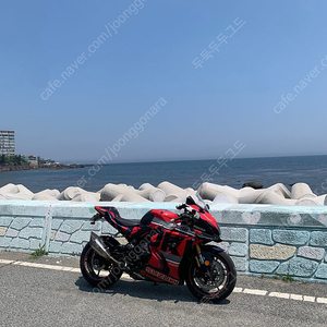 스즈키 r1000r