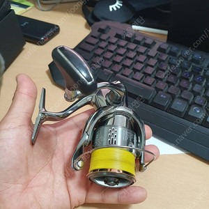 18스텔라 C3000MHG 윤성정품 경기시흥 판매합니다