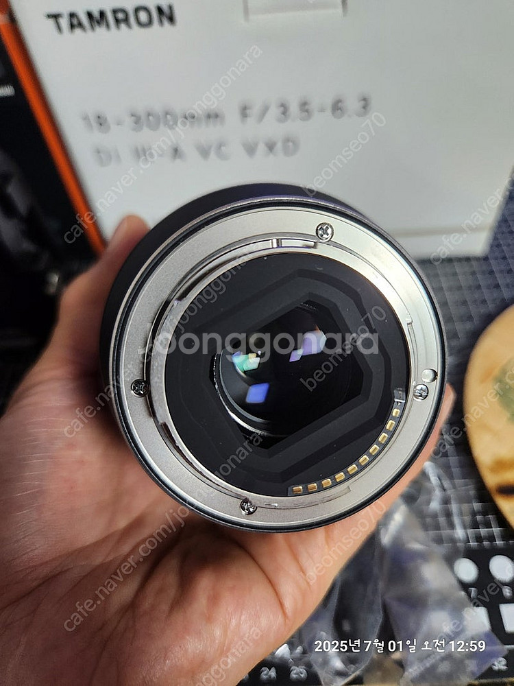 소니A6300 탐론18-300입니다--5