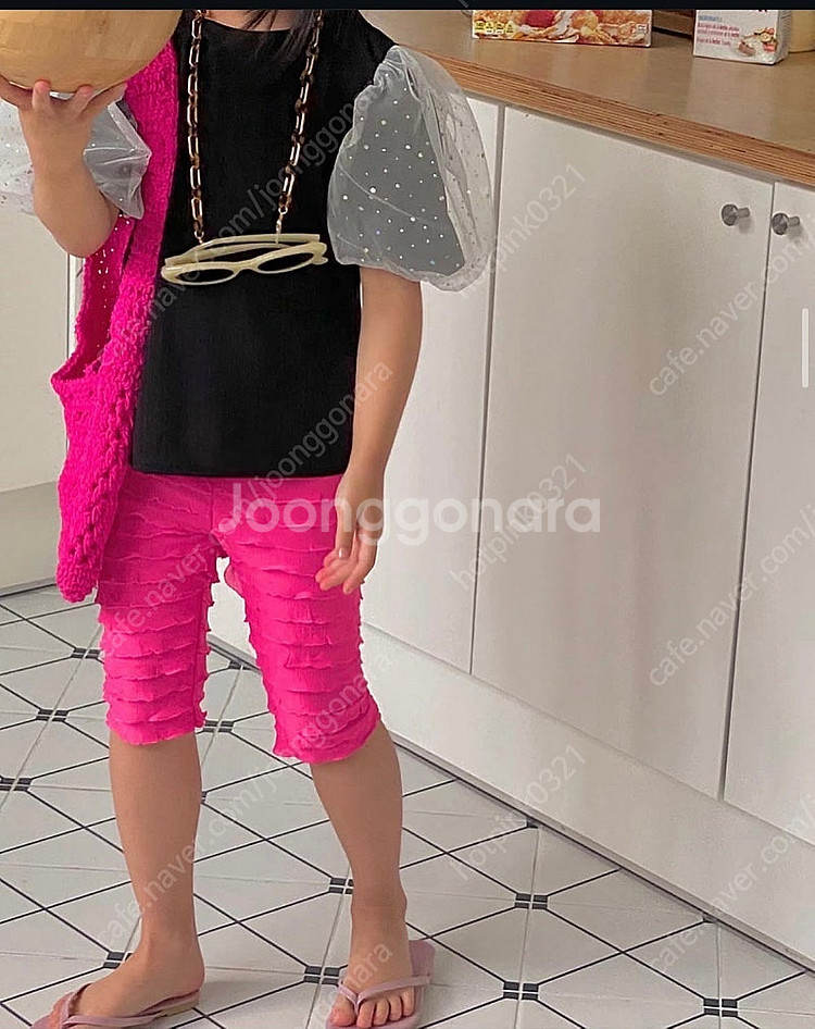 하이히얼 블링 퍼프티, 프릴레깅스 상하의 L--1