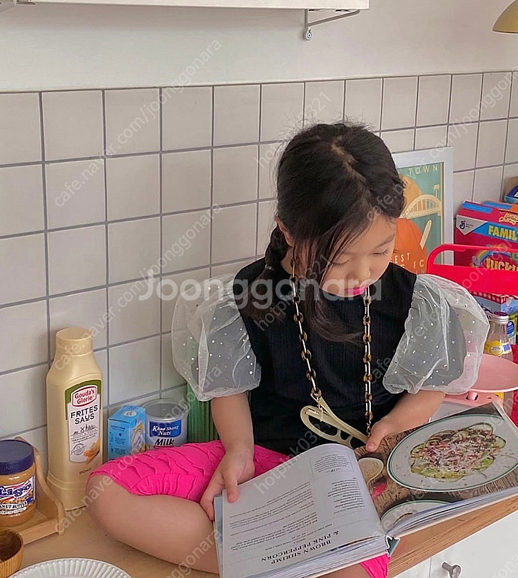 하이히얼 블링 퍼프티, 프릴레깅스 상하의 L--2