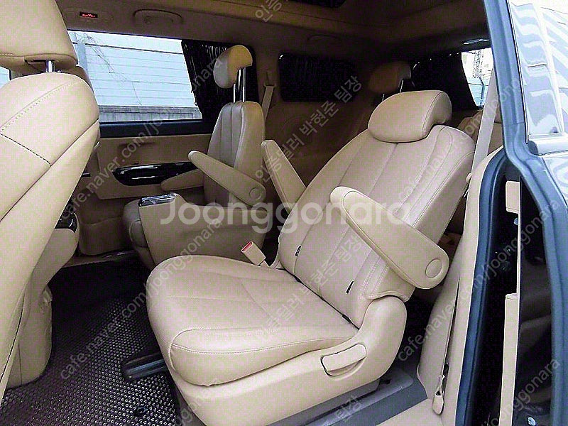 BMW 2시리즈 중고 BMW 중고 2시리즈 218d 흰...--7