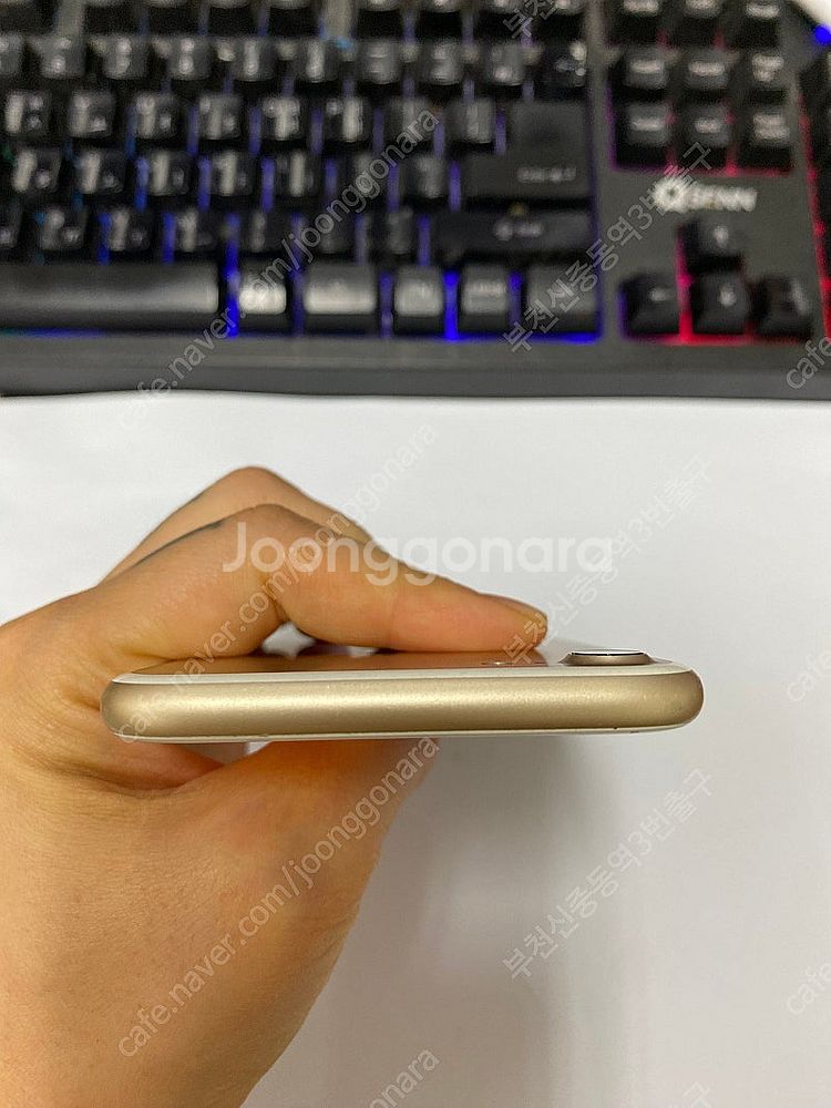 035613 아이폰7 골드 A급 32GB 배터리성능100% 무잔상 (대량가능) 13만 부천 인스타감성카메라 업무폰 ...--4