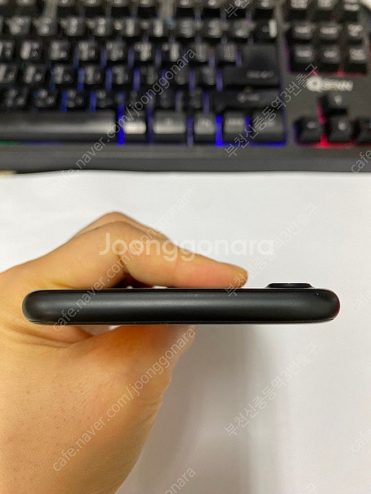 201561 아이폰7 매트블랙 외관깔끔 32GB 무잔상...--3