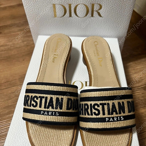(정품) Dior 디올 Dway 뮬 슬리퍼 신발 (최종가격️)