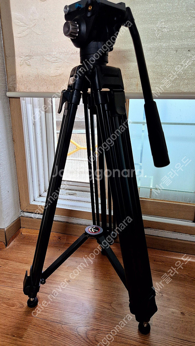 호누스벤누 HDV-1700F 삼각대 판매합니다--0