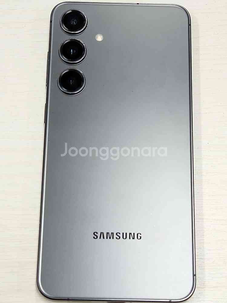 갤럭시 S24플러스 블랙색상 256용량 상태좋은 무잔상...--2