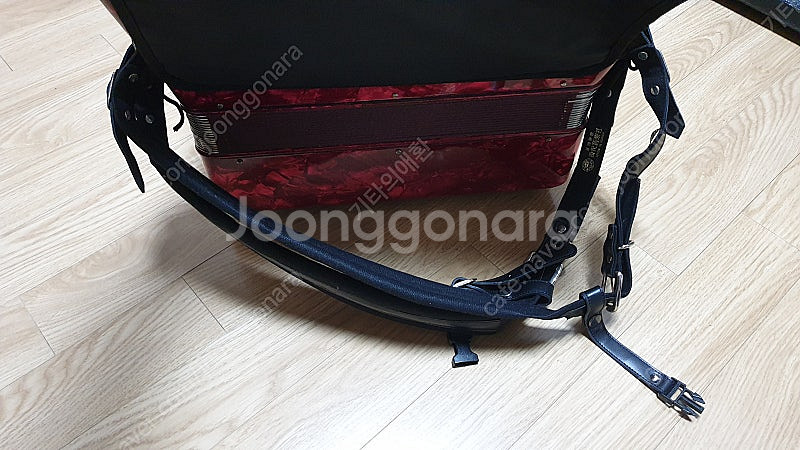 현대 아코디언 판매합니다 34건반 72베이스입니다--4