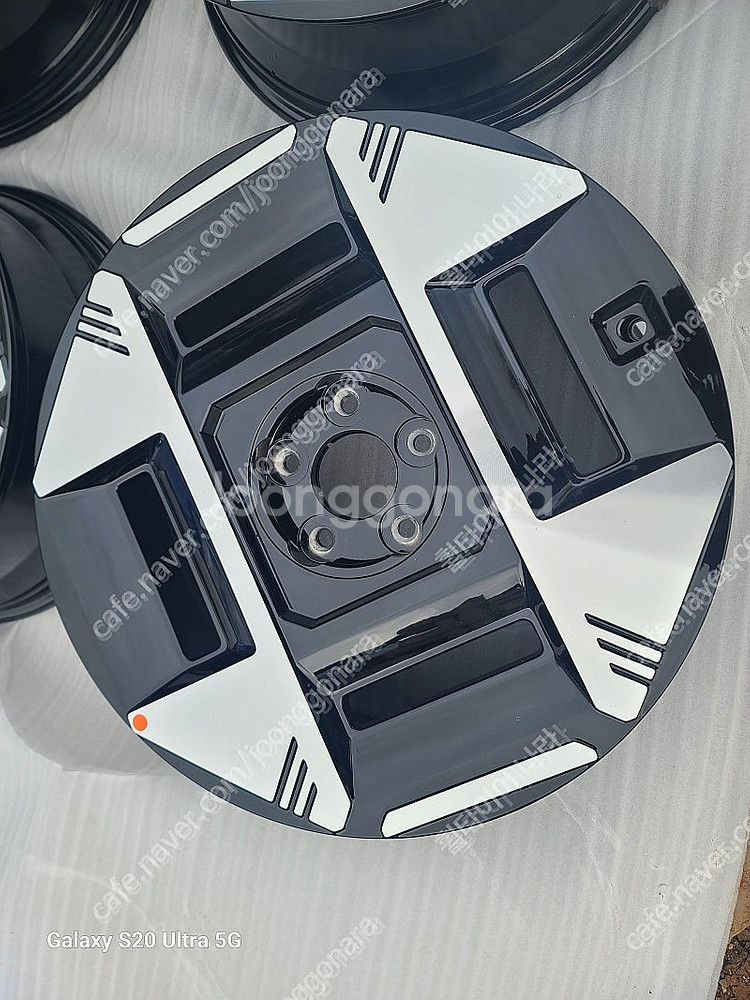 ev3 19인치휠 EV3 19인치휠 ev3 19인치 휠...--0
