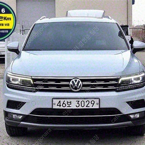 폭스바겐 티구안 중고 폭스바겐 티구안 중고차 폭스바겐 중고 회색 2018년식 81,257km 2.0 TDI 프레스티지 중고차량