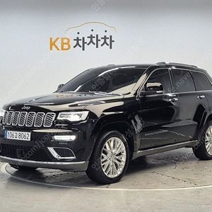 지프 중고차 그랜드체로키 중고 검정색 2018년식 3.0 디젤 오버랜드 서밋 WK2 중고차가성비