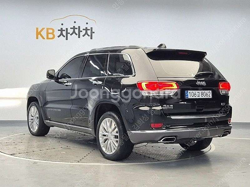 지프 중고차 그랜드체로키 중고 검정색 2018년식 3....--4