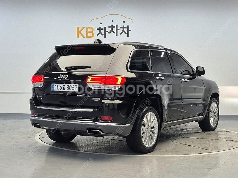 지프 중고차 그랜드체로키 중고 검정색 2018년식 3....--5