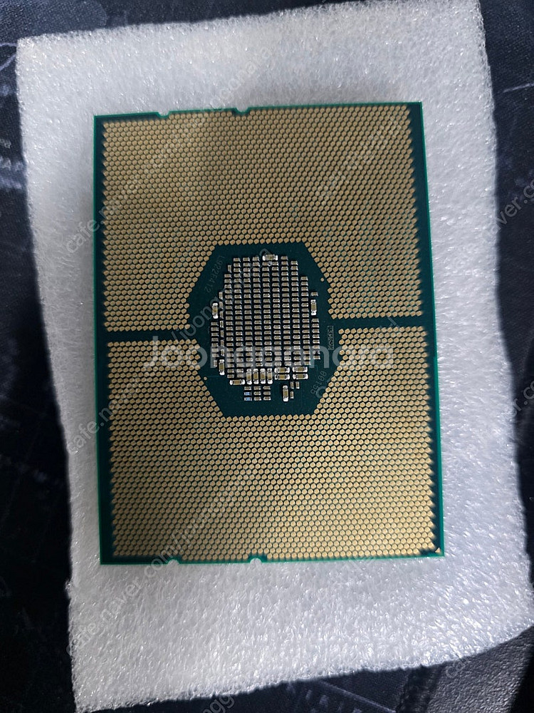 cpu w-3265m 16코어--1