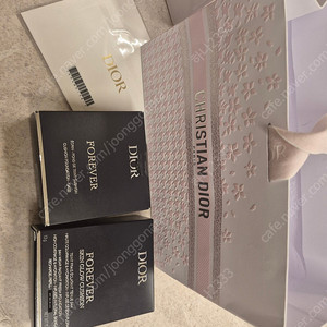 디올 쿠션 새상품 뉴 포에버 쿠션 바이닐 까나쥬 쿠션 새상품 케이스와 리필