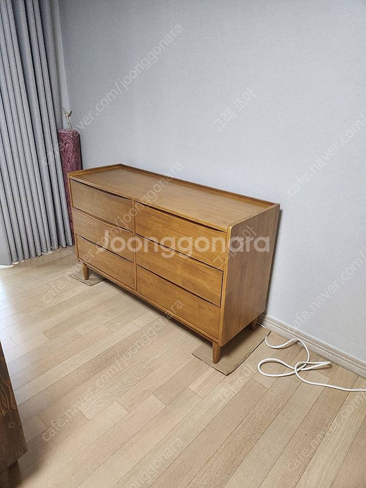 룬드 원목 와이드 3단 서랍장--1