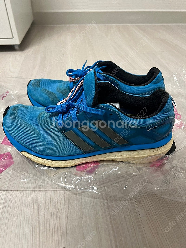 아디다스 에너지 부스트 급처합니다. (가격인하)--0