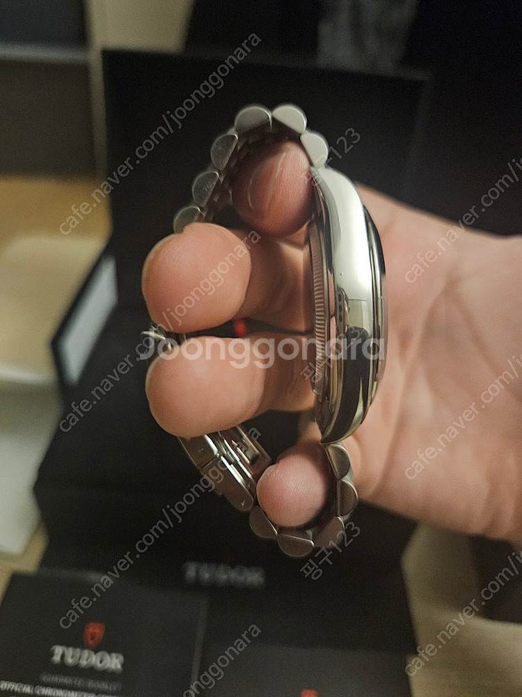 튜더 블랙베이 원 39mm 청판 팝니다.--1
