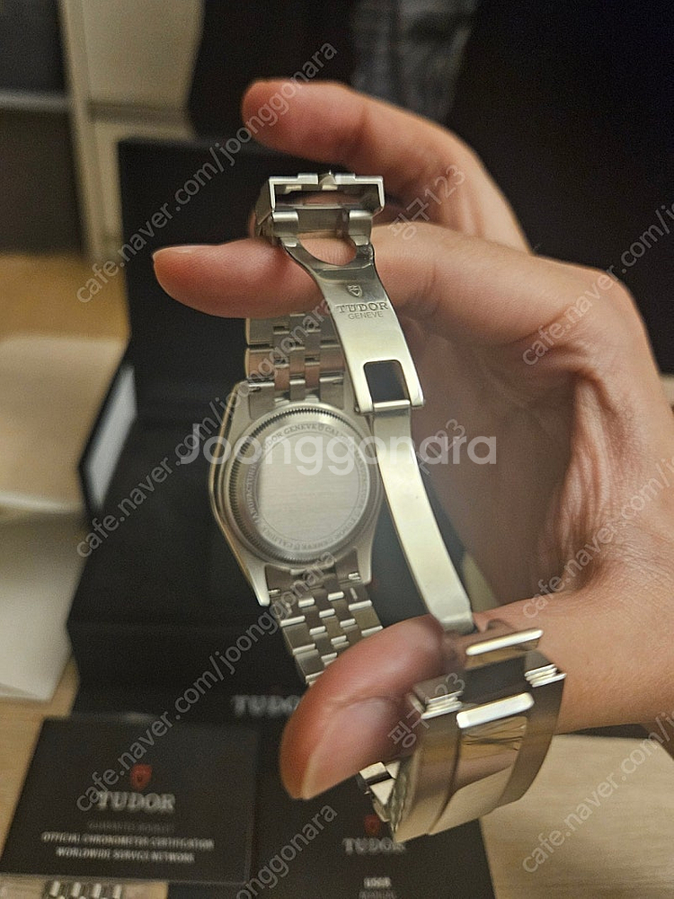 튜더 블랙베이 원 39mm 청판 팝니다.--3