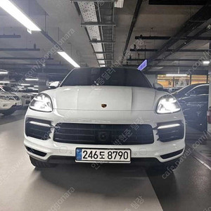 포르쉐 카이엔 중고 포르쉐 중고 수입중고자동차 흰색 2022년식 48,000km 3.0 쿠페 중고차구매