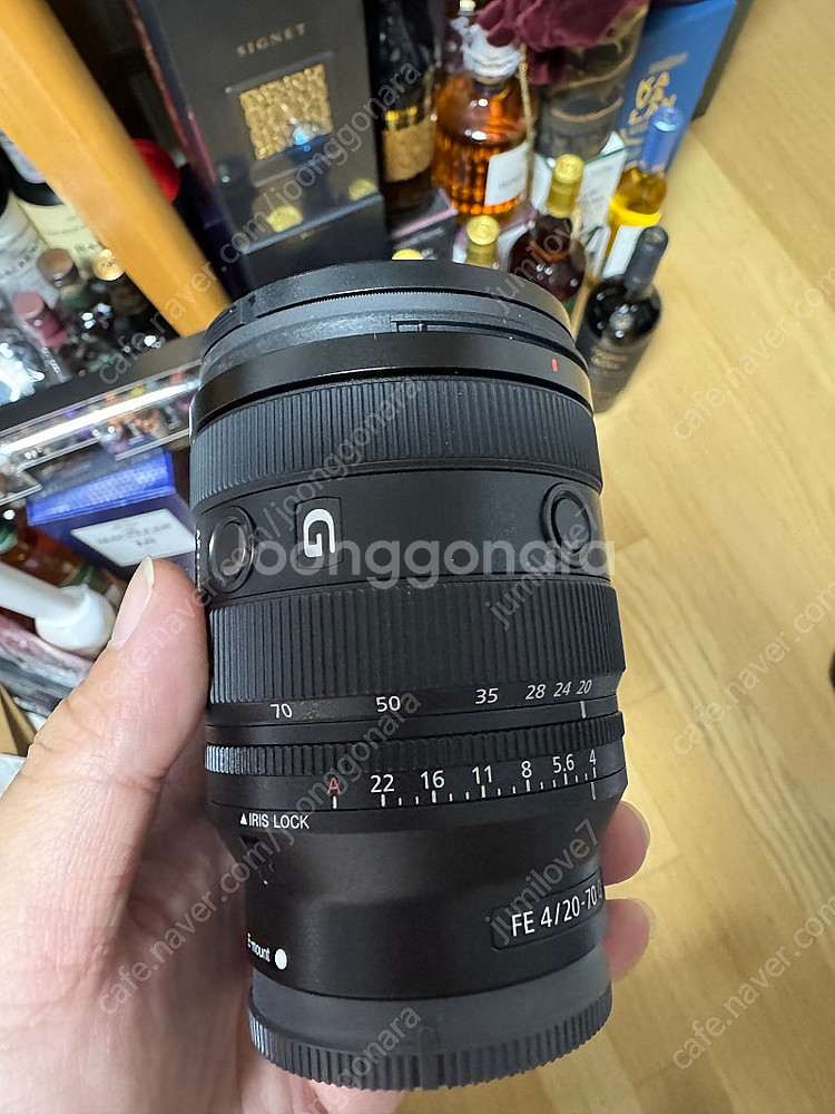 소니 20-70 f4 g 렌즈 신품급 팝니다--0