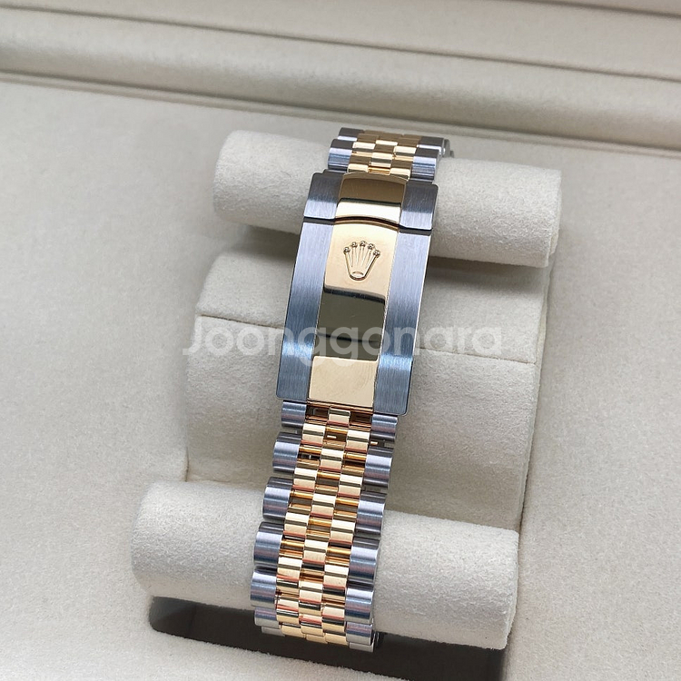 [팝니다][새제품] 롤렉스 데이트저스트 검판바 콤비 41mm 126333 - 2025년식--4