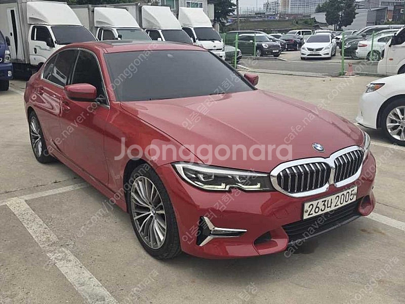 BMW 3시리즈 중고 BMW 320i 중고 승용차 빨간색 2020년식 57,731km 320i 럭셔리 중고차 할부견...--4