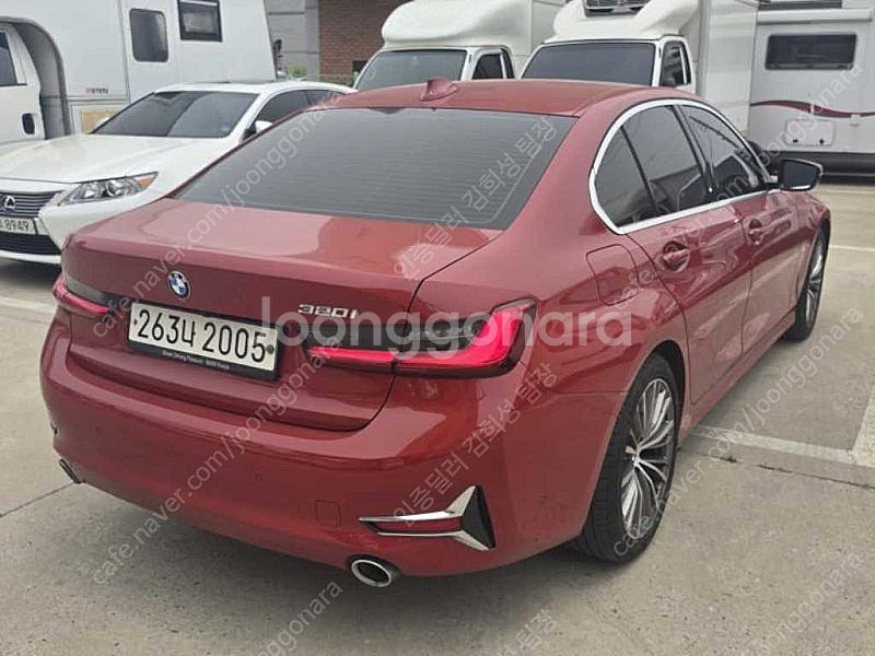 BMW 3시리즈 중고 BMW 320i 중고 승용차 빨간색 2020년식 57,731km 320i 럭셔리 중고차 할부견...--6
