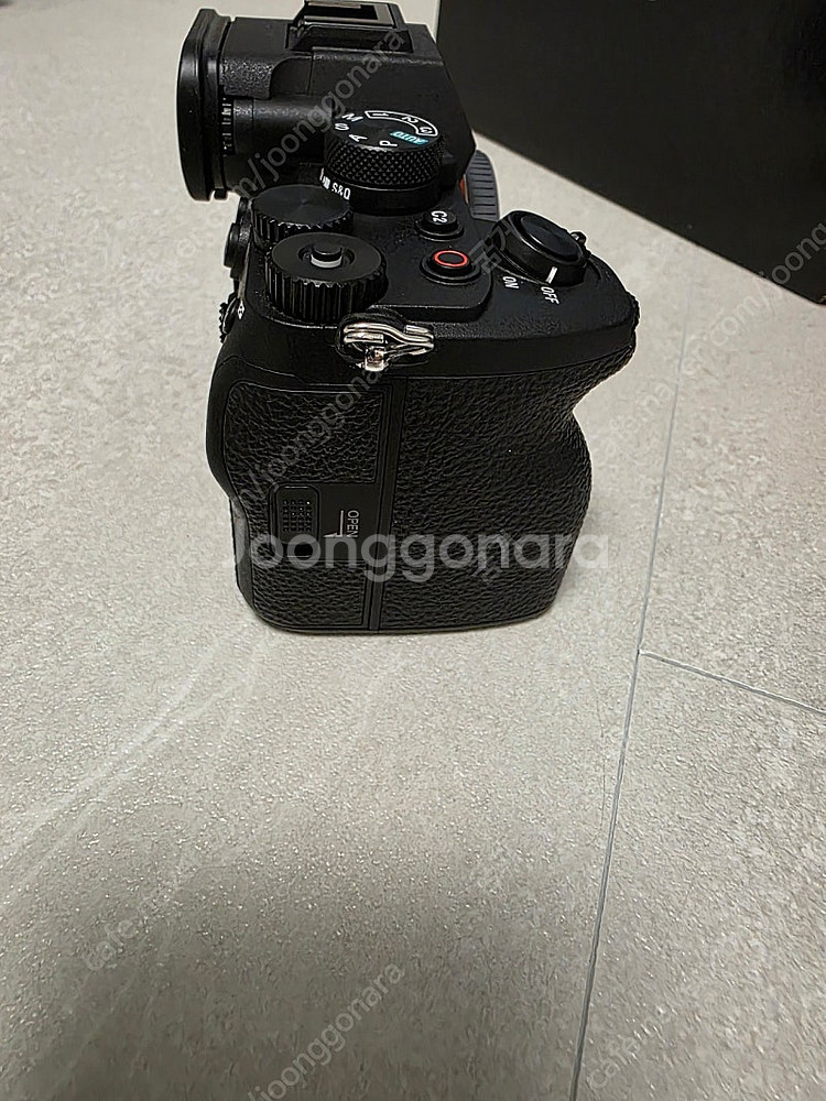 sony a7m4--3