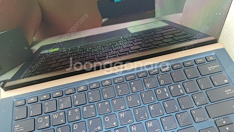 아수스 젠북 UX433F i7--2