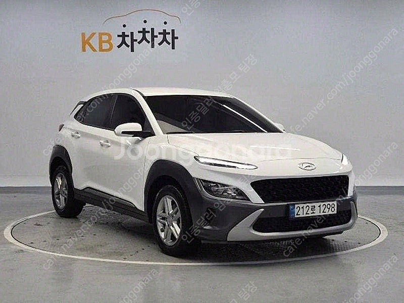중고차 현대 코나 더뉴코나 중고 흰색 2021년식 가솔...--5
