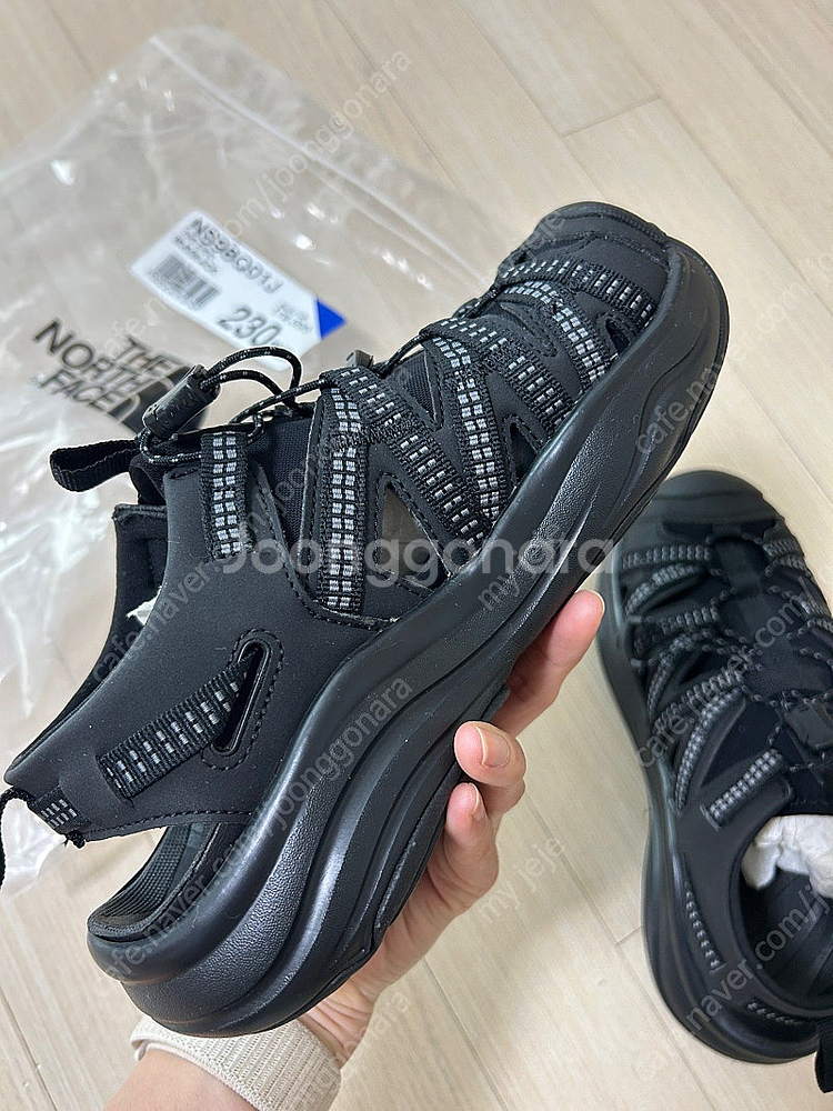 노스페이스 피오르샌들 새상품 230--2